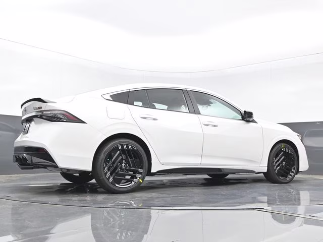 2026 Aspen White Tricoat Nissan Sentra SR FWD Sedan