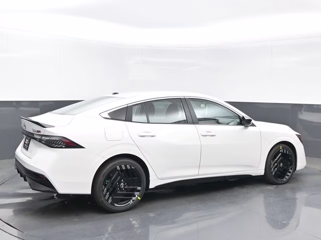 2026 Aspen White Tricoat Nissan Sentra SR FWD Sedan