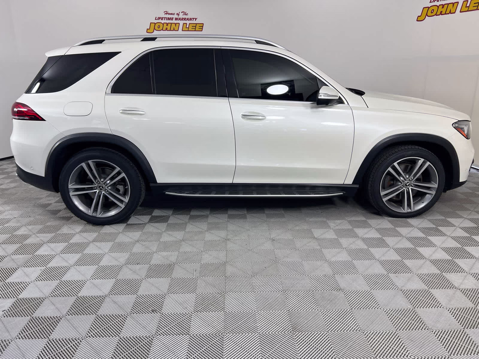 2022 MANUFAKTUR Diamond White Bright Mercedes-Benz GLE 450 GLE 450 AWD SUV