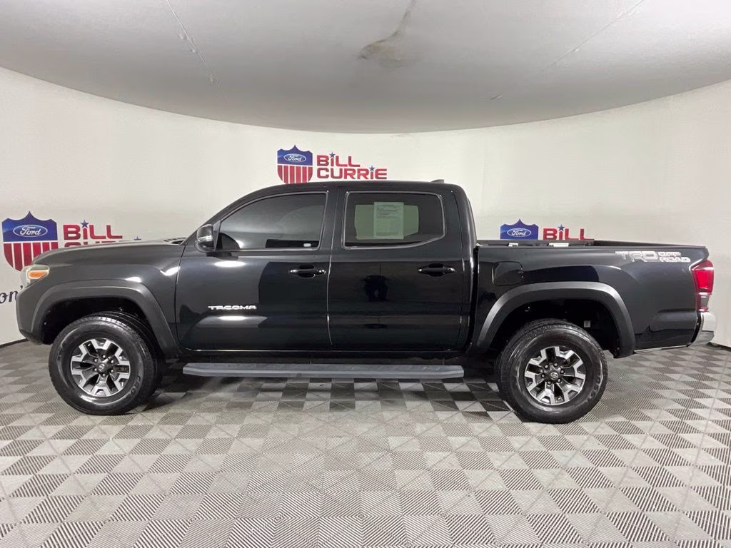 2018 Midnight Black Metallic Toyota Tacoma TRD Off-Road RWD Truck