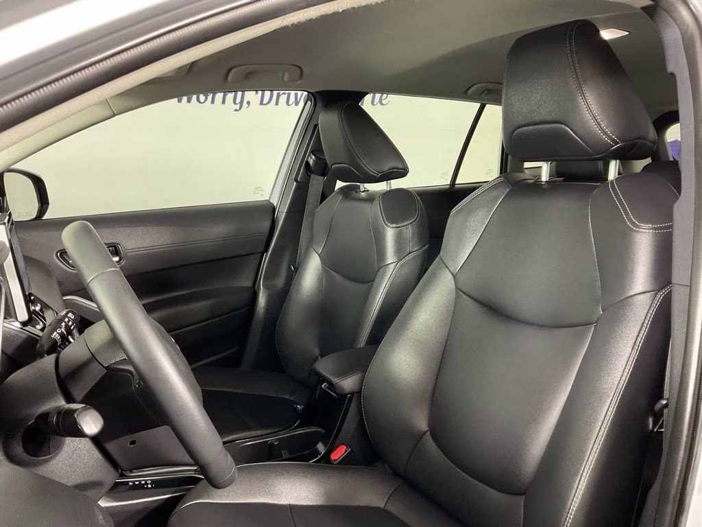 2023 Silver Toyota Corolla Cross XLE FWD SUV