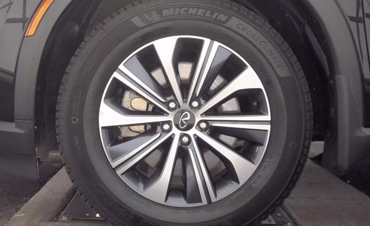 2023 Majestic INFINITI QX60 LUXE FWD SUV