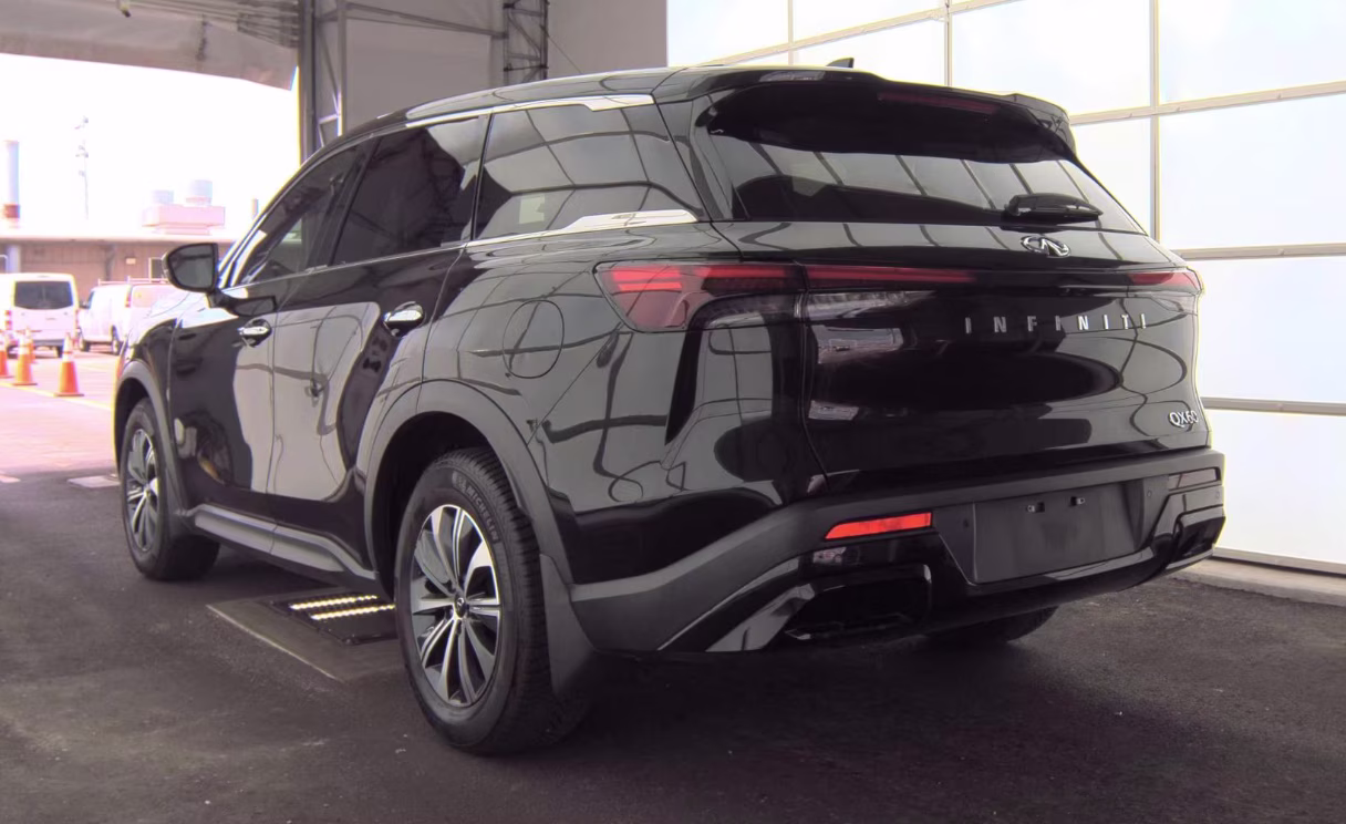 2023 Majestic INFINITI QX60 LUXE FWD SUV