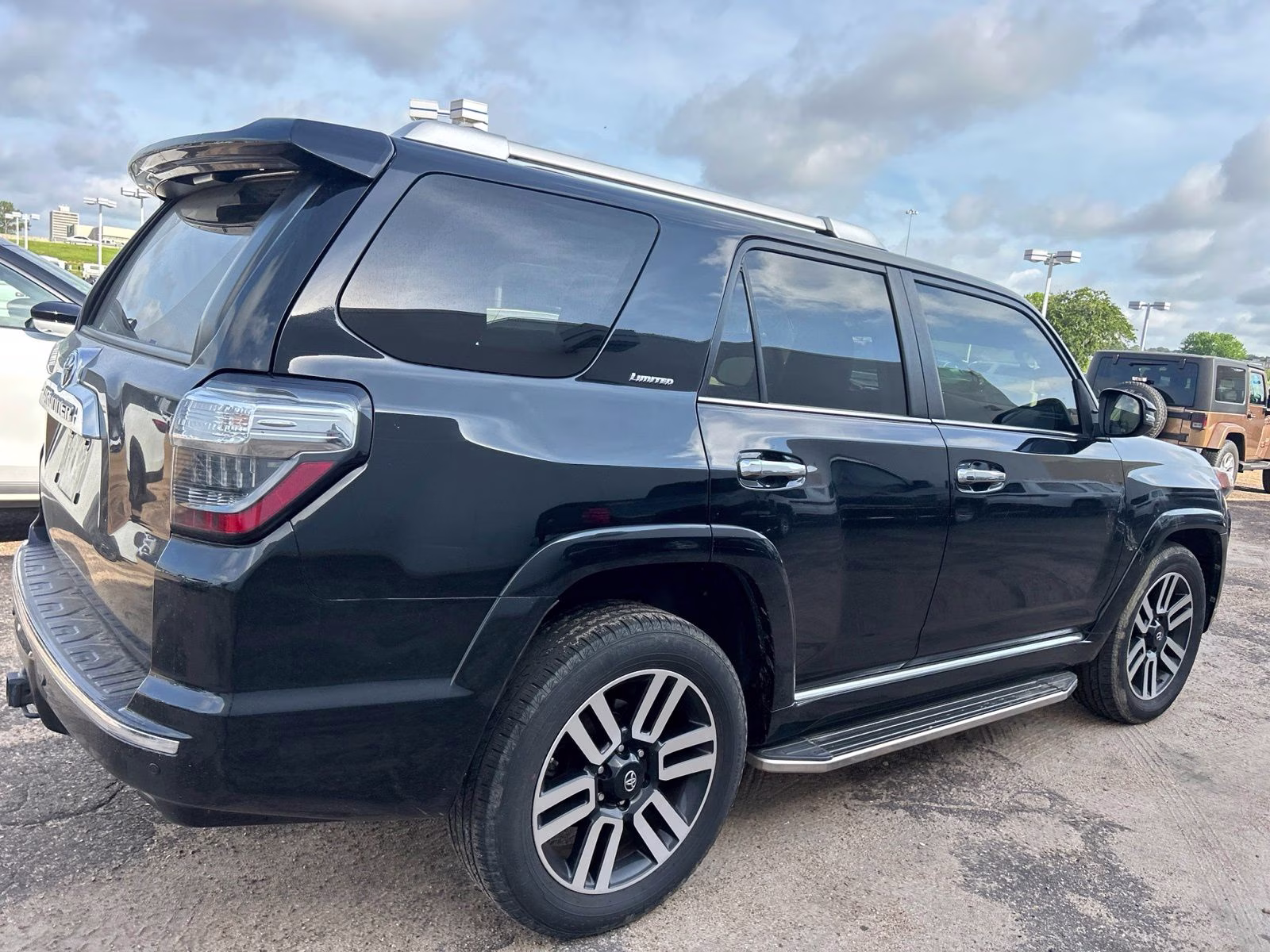 2016 Midnight Black Metallic Toyota 4Runner Limited RWD SUV