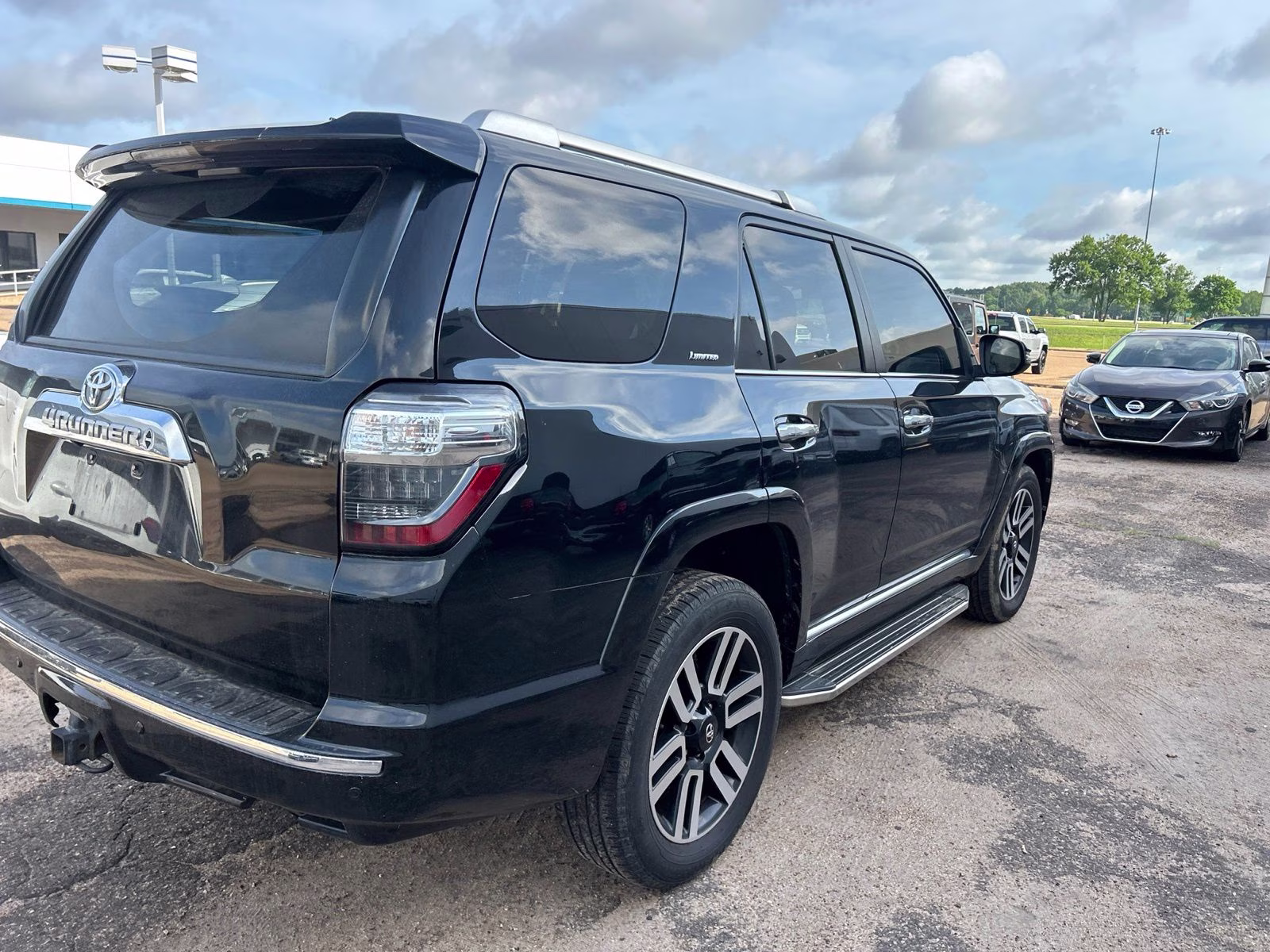 2016 Midnight Black Metallic Toyota 4Runner Limited RWD SUV