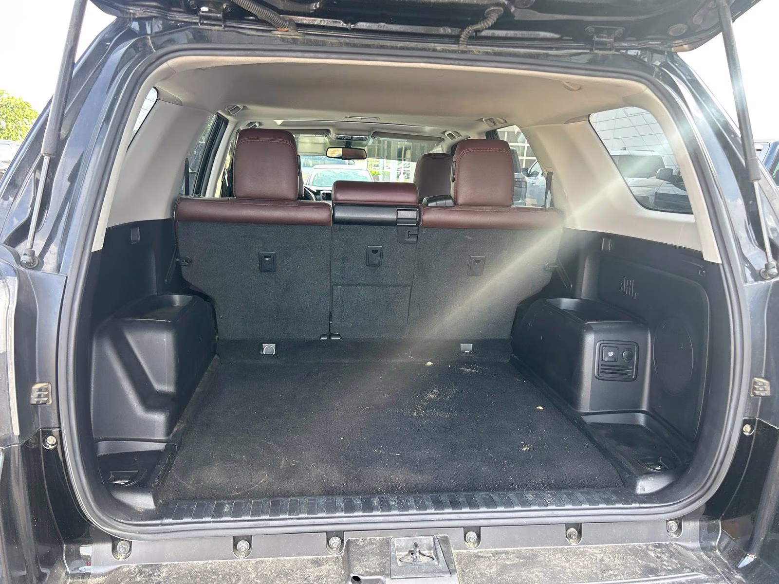 2016 Midnight Black Metallic Toyota 4Runner Limited RWD SUV