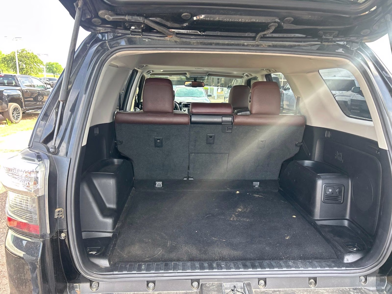 2016 Midnight Black Metallic Toyota 4Runner Limited RWD SUV