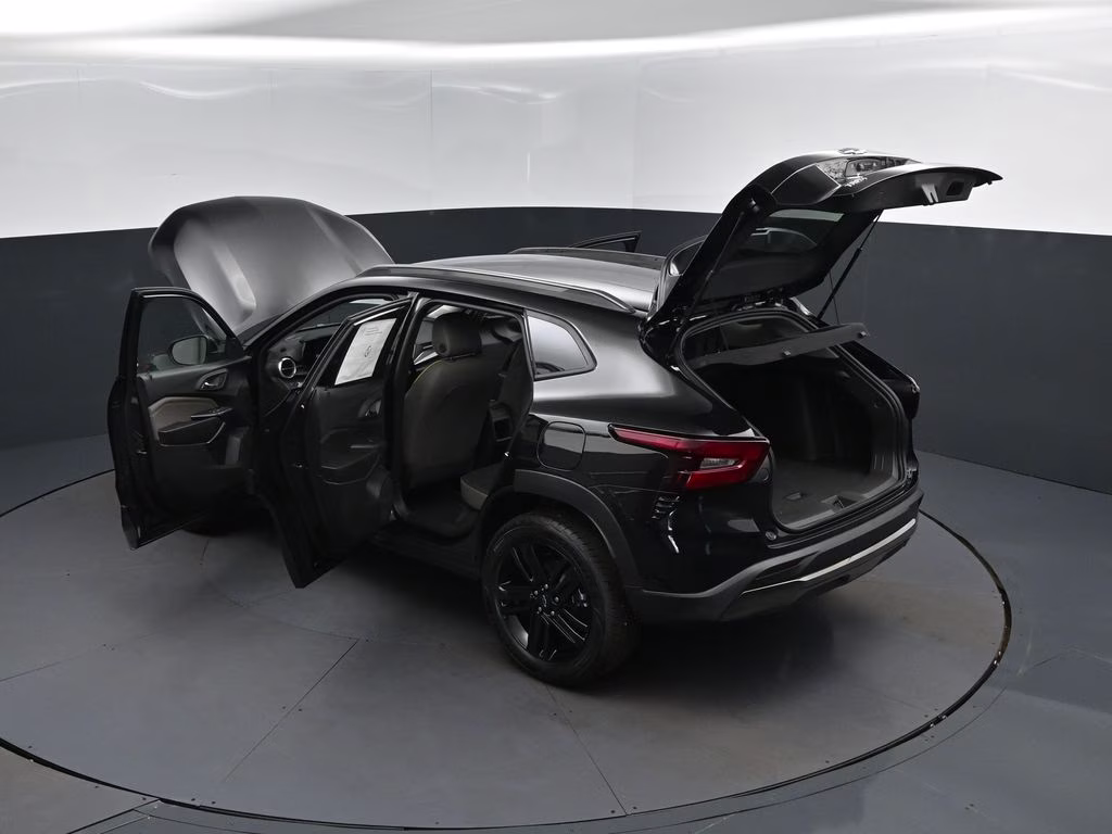 2026 Black Metallic Chevrolet Trax ACTIV FWD SUV