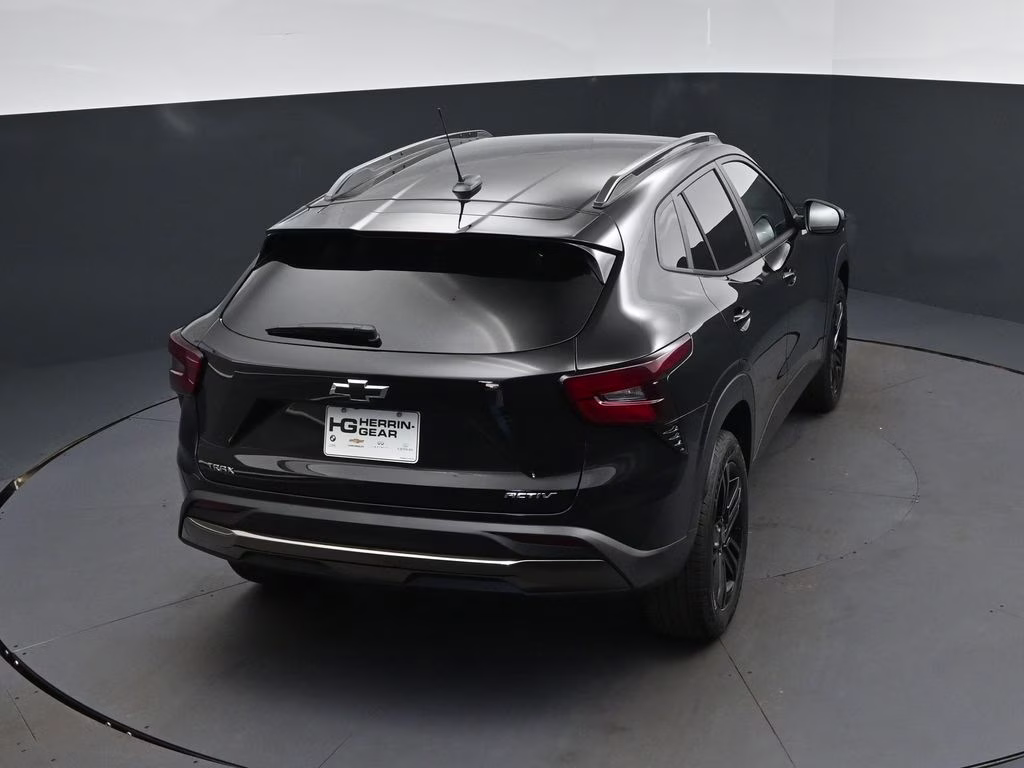 2026 Black Metallic Chevrolet Trax ACTIV FWD SUV