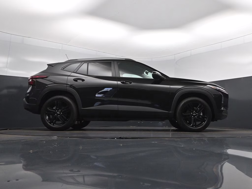 2026 Black Metallic Chevrolet Trax ACTIV FWD SUV