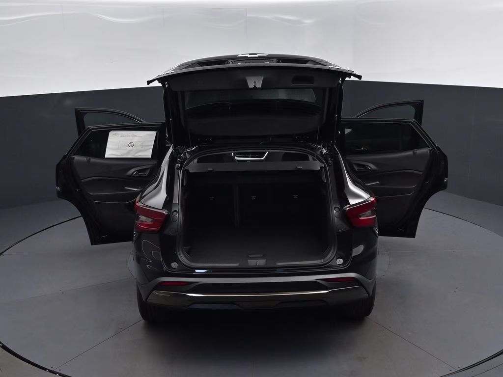 2026 Black Metallic Chevrolet Trax ACTIV FWD SUV