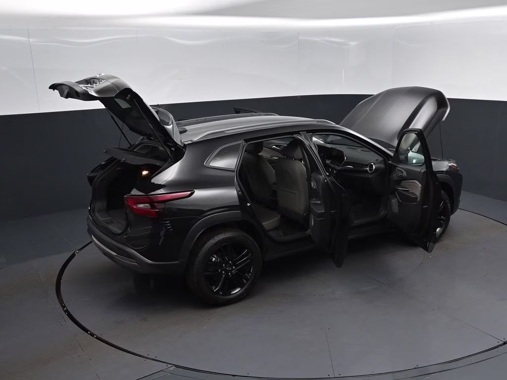 2026 Black Metallic Chevrolet Trax ACTIV FWD SUV