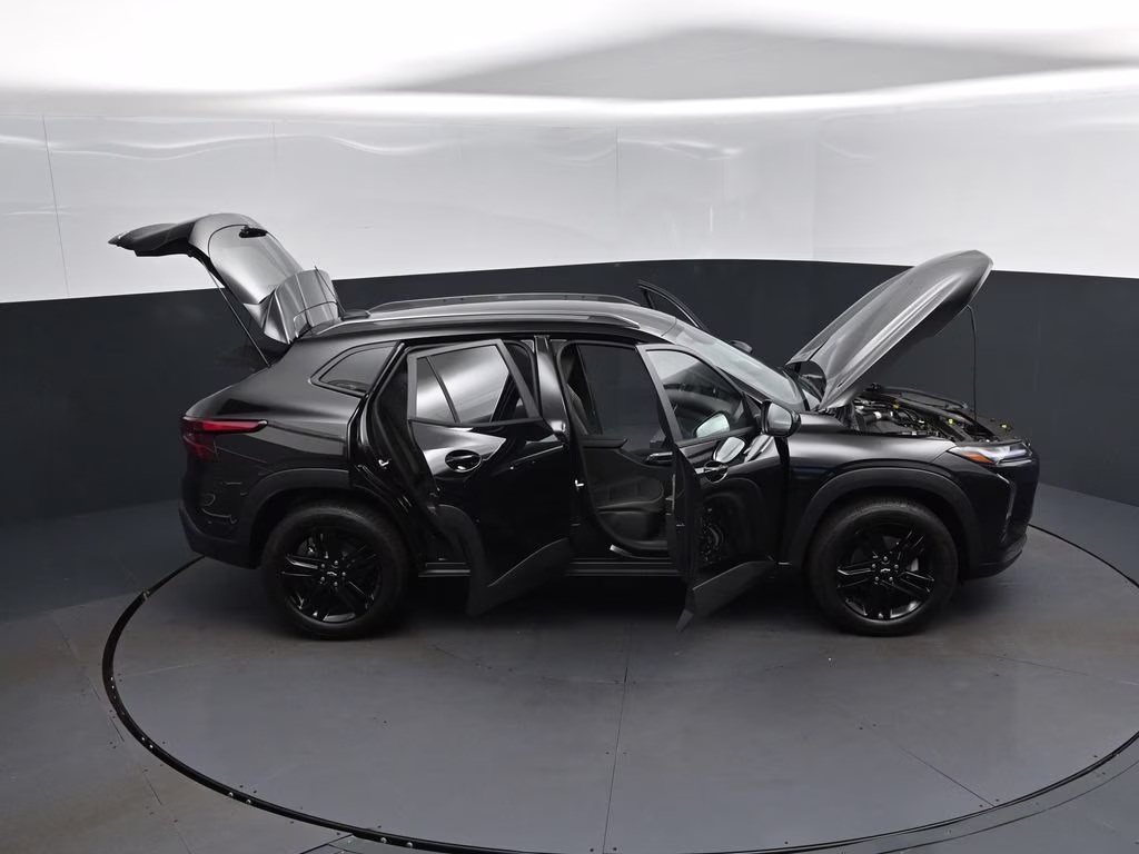 2026 Black Metallic Chevrolet Trax ACTIV FWD SUV