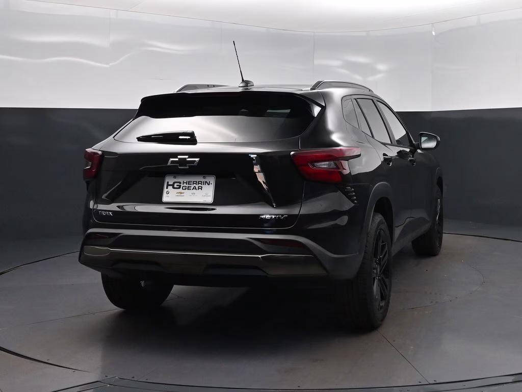 2026 Black Metallic Chevrolet Trax ACTIV FWD SUV