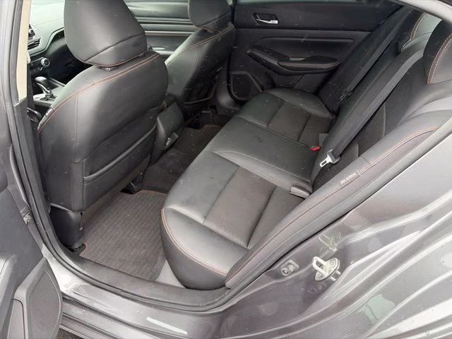2020 Gun Metallic Nissan Altima 2.5 SR FWD Sedan