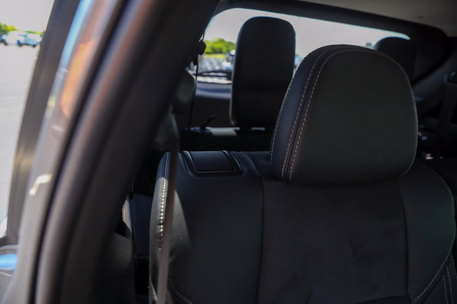 2023 Mercury Gray Metallic Mitsubishi Outlander SE AWD S-AWC
