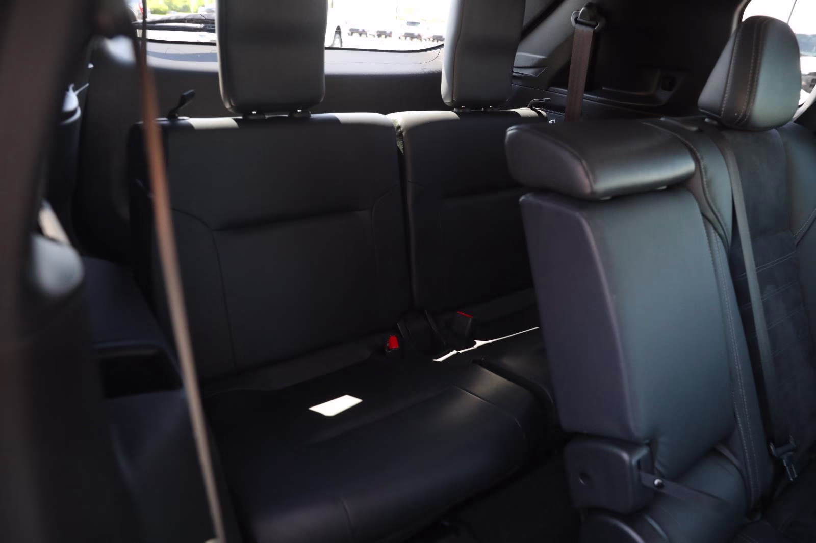 2023 Mercury Gray Metallic Mitsubishi Outlander SE AWD S-AWC