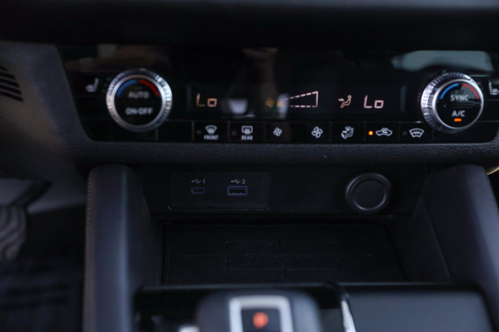 2023 Mercury Gray Metallic Mitsubishi Outlander SE AWD S-AWC