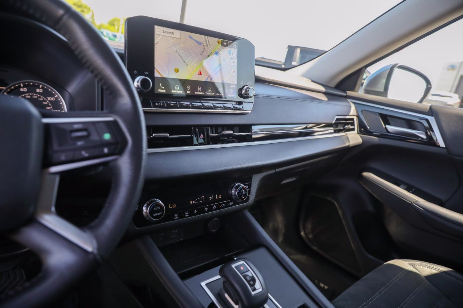 2023 Mercury Gray Metallic Mitsubishi Outlander SE AWD S-AWC
