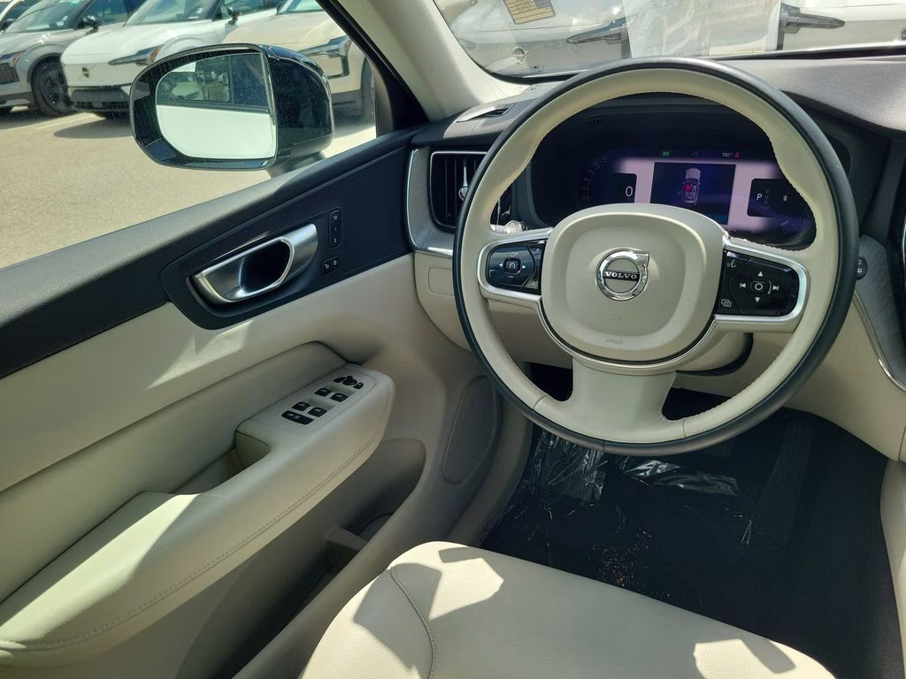 2024 Crystal White Metallic Volvo XC60 Plus Dark Theme AWD SUV