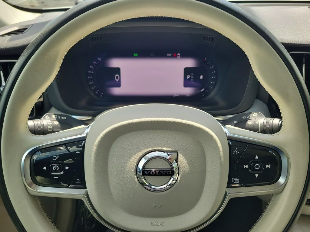 2024 Crystal White Metallic Volvo XC60 Plus Dark Theme AWD SUV