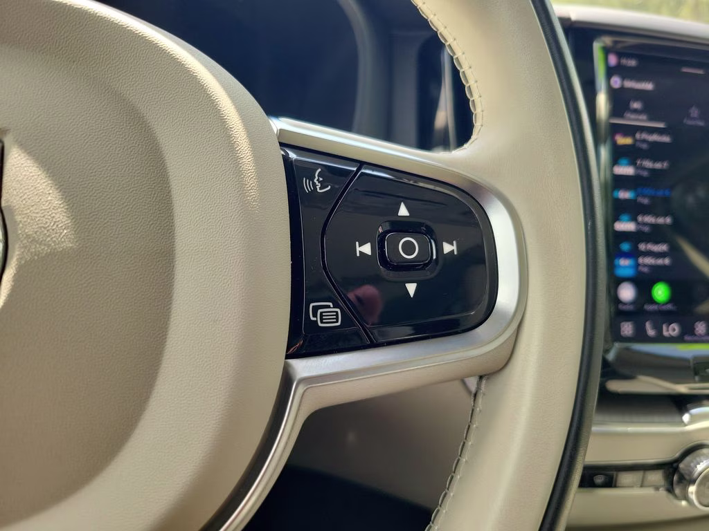 2024 Crystal White Metallic Volvo XC60 Plus Dark Theme AWD SUV