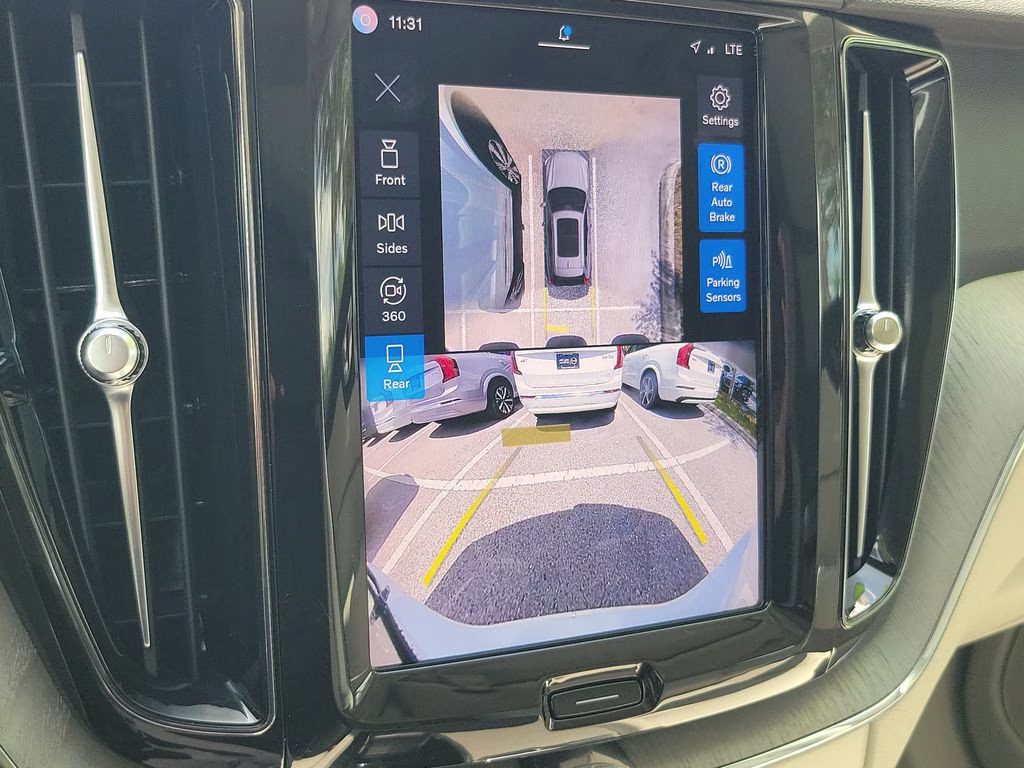 2024 Crystal White Metallic Volvo XC60 Plus Dark Theme AWD SUV