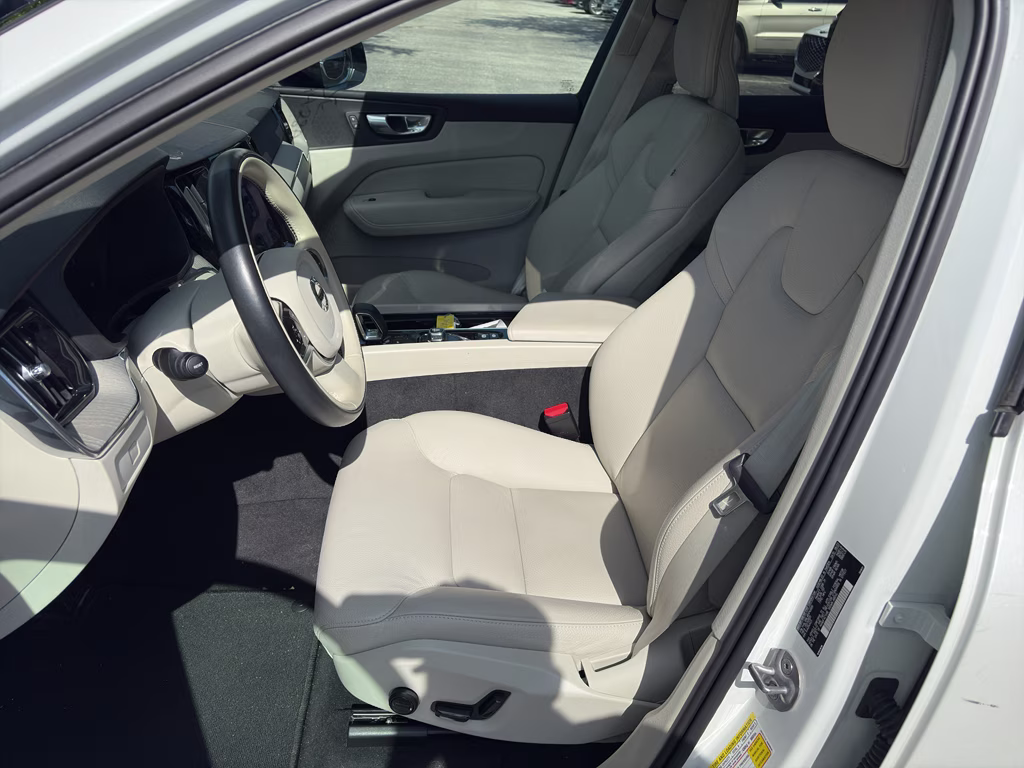 2024 Crystal White Metallic Volvo XC60 Plus Dark Theme AWD SUV