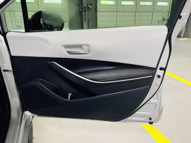 2024 Classic Silver Metallic Toyota Corolla SE FWD Sedan