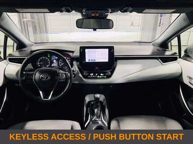 2024 Classic Silver Metallic Toyota Corolla SE FWD Sedan