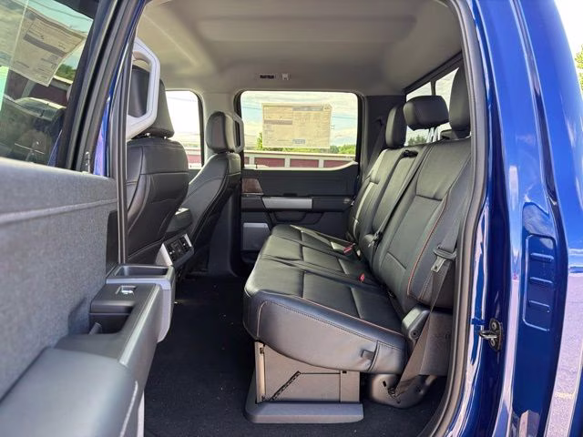 2026 Argon Blue Metallic Ford Super Duty F-350 SRW Lariat 4X4 Truck