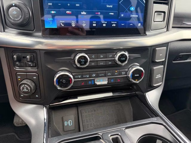2022 Black Metallic Ford F-150 Lariat 4X4 Truck