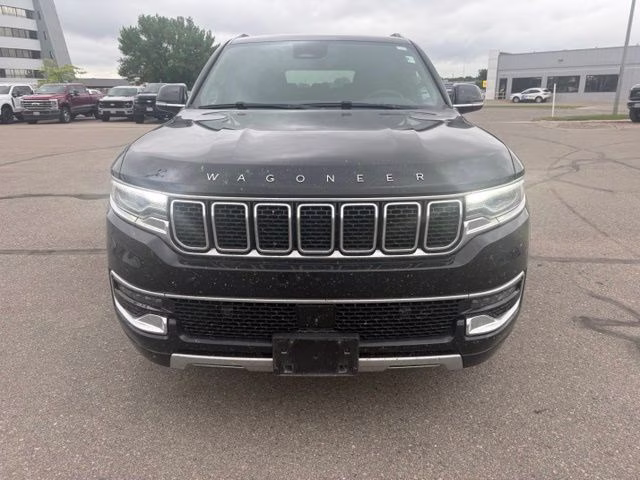 2023 Diamond Black Crystal Pearlcoat Jeep Wagoneer L Series II 4X4 SUV