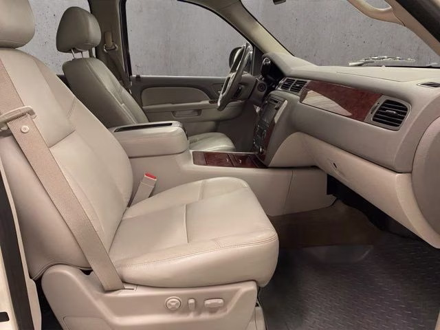2012 White Diamond Clearcoat Chevrolet Tahoe LTZ 4X4 SUV