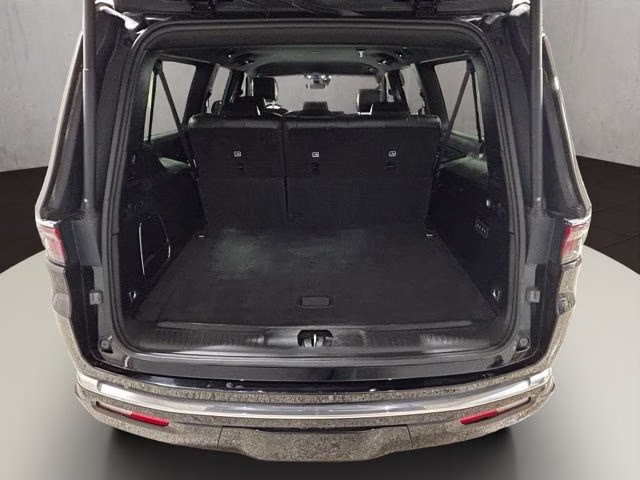 2023 Diamond Black Crystal Pearlcoat Jeep Wagoneer L Series II 4X4 SUV