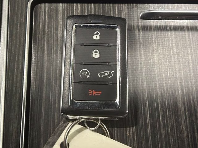 2023 Diamond Black Crystal Pearlcoat Jeep Wagoneer L Series II 4X4 SUV