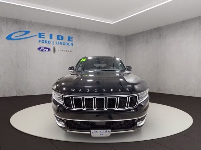 2023 Diamond Black Crystal Pearlcoat Jeep Wagoneer L Series II 4X4 SUV
