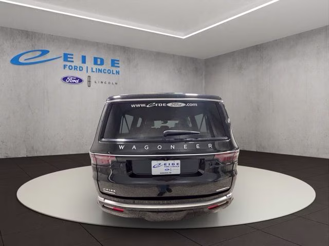 2023 Diamond Black Crystal Pearlcoat Jeep Wagoneer L Series II 4X4 SUV