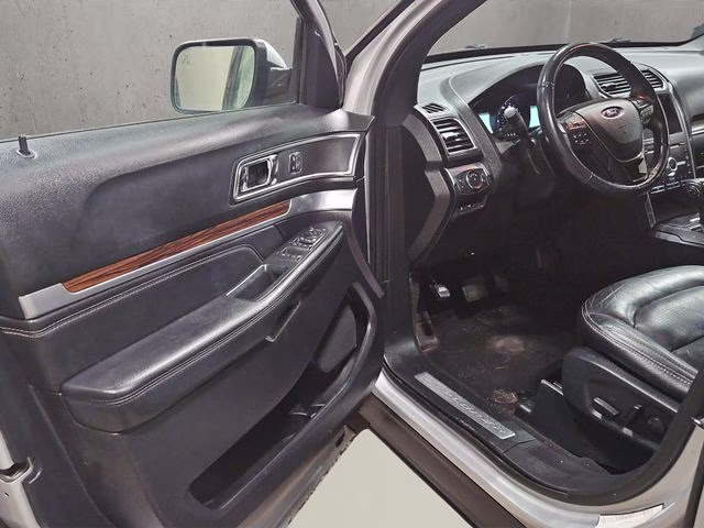 2019 Ingot Silver Metallic Ford Explorer Limited 4X4 SUV