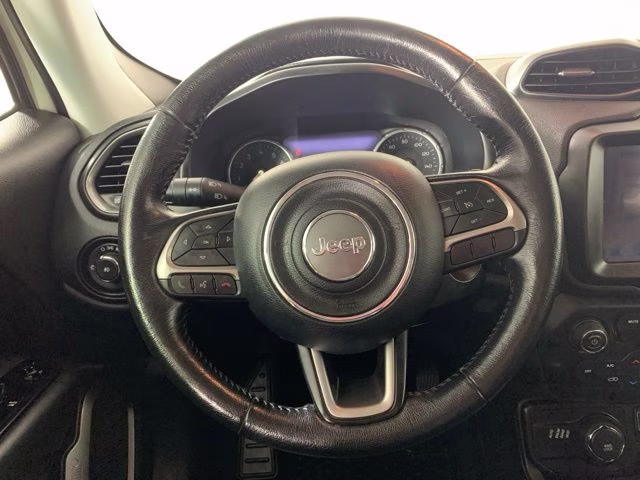 2022 Alpine White Clearcoat Jeep Renegade Limited 4X4 SUV