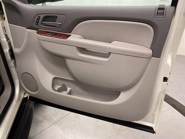 2012 White Diamond Clearcoat Chevrolet Tahoe LTZ 4X4 SUV