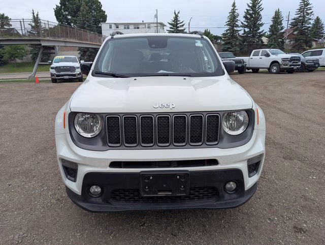 2022 Alpine White Clearcoat Jeep Renegade Limited 4X4 SUV