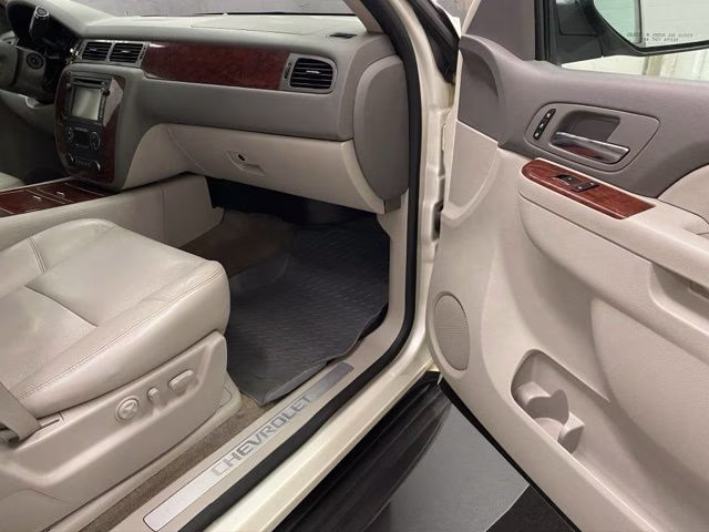 2012 White Diamond Clearcoat Chevrolet Tahoe LTZ 4X4 SUV