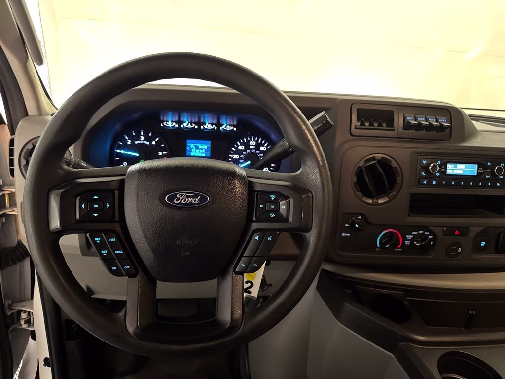 2021 Oxford White Ford E-350SD Base RWD Truck