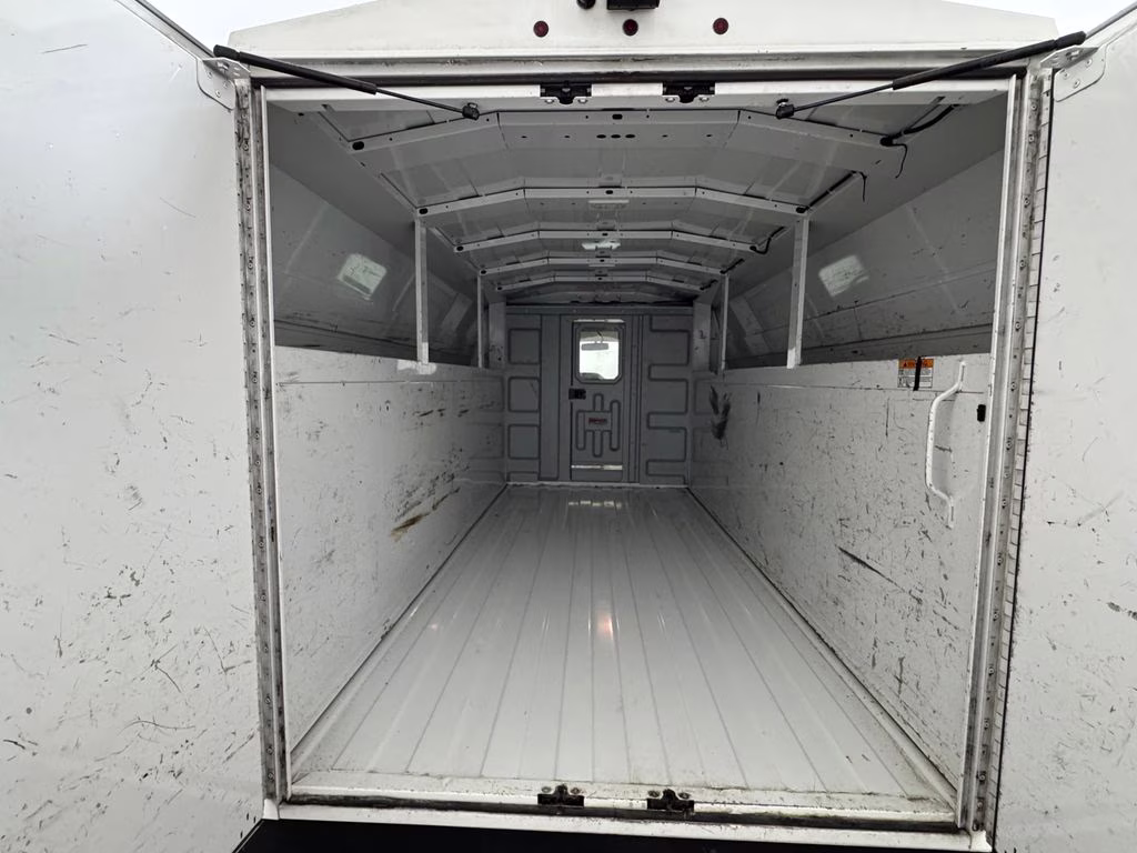 2021 Oxford White Ford E-350SD Base RWD Truck