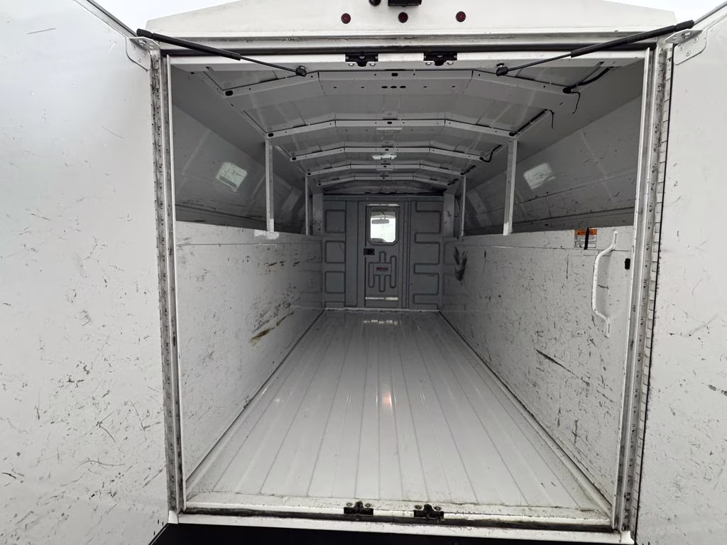 2021 Oxford White Ford E-350SD Base RWD Truck