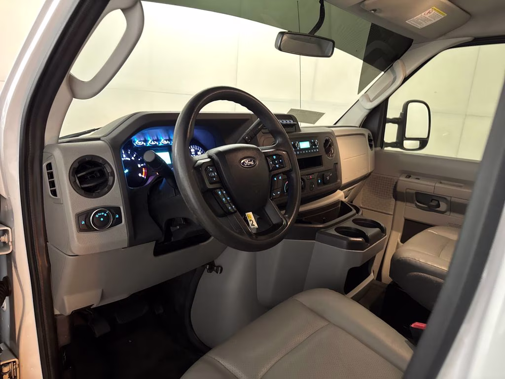2021 Oxford White Ford E-350SD Base RWD Truck