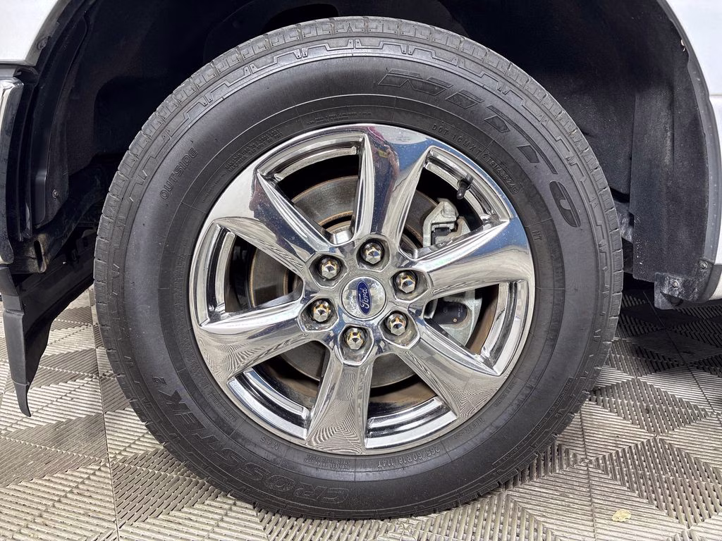 2018 Ingot Silver Ford F-150 XLT RWD Truck