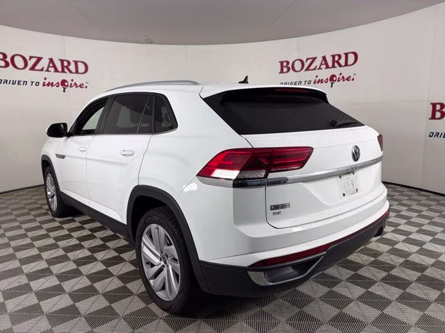 2021 Pure White Volkswagen Atlas Cross Sport 2.0T SE w/Technology FWD SUV