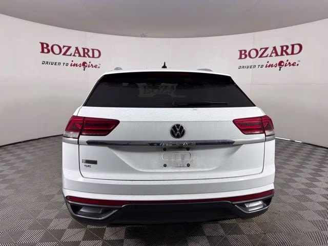 2021 Pure White Volkswagen Atlas Cross Sport 2.0T SE w/Technology FWD SUV